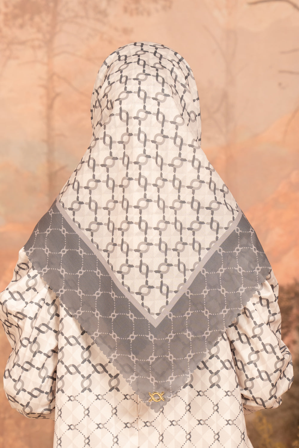 Calya Monogram Scarf (Minor) Pavement