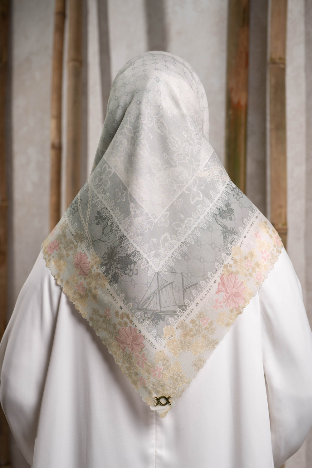 Arunika Scarf Pearly Grey