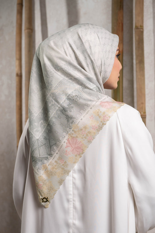 Arunika Scarf Pearly Grey