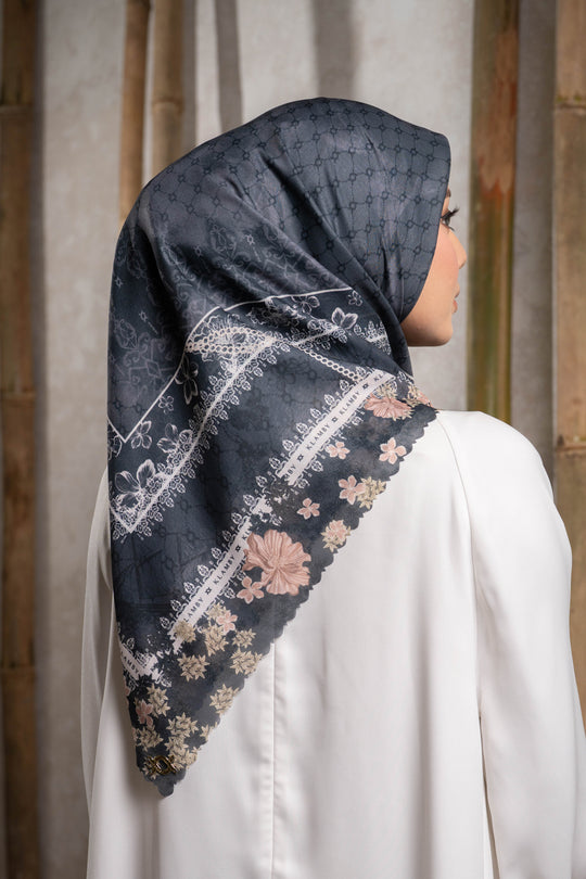 Arunika Scarf Mystic Black