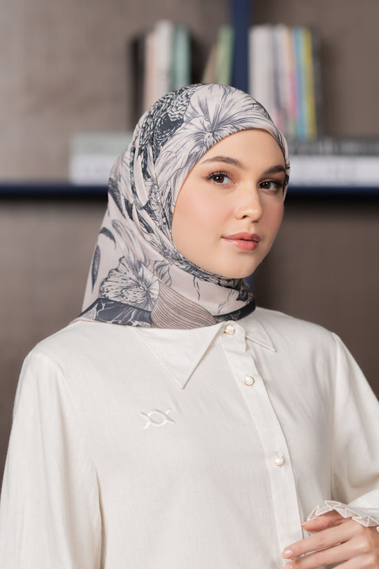 Veline Scarf (Minor) Ashen Pebble