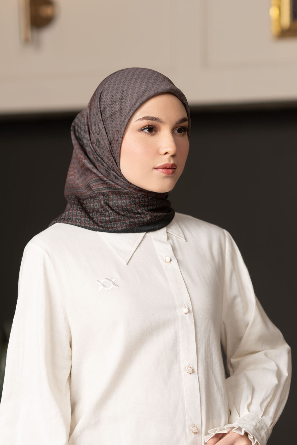 Esme Scarf (Minor) Dark Satoimo