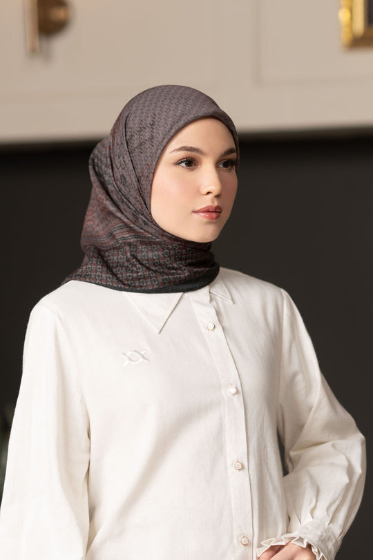 Esme Scarf (Minor) Dark Satoimo