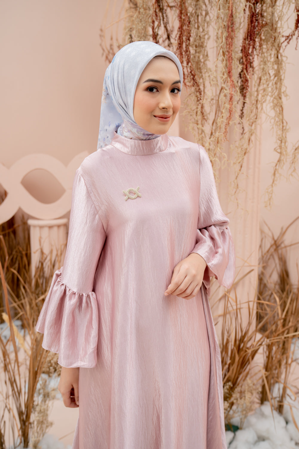 Asteria Dress (Minor) Rose Quartz - Wearing Klamby