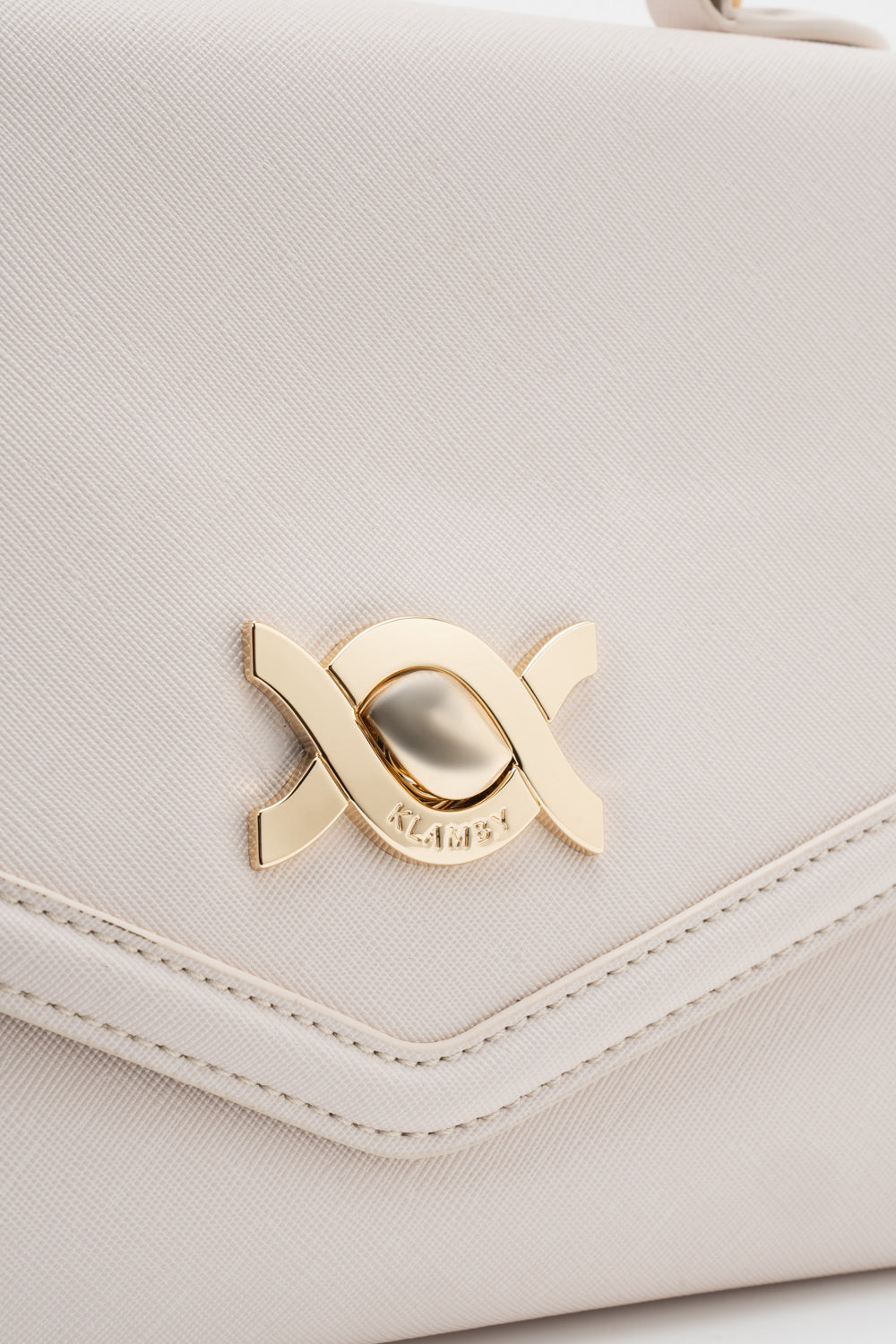 The Classic Handbag Frost