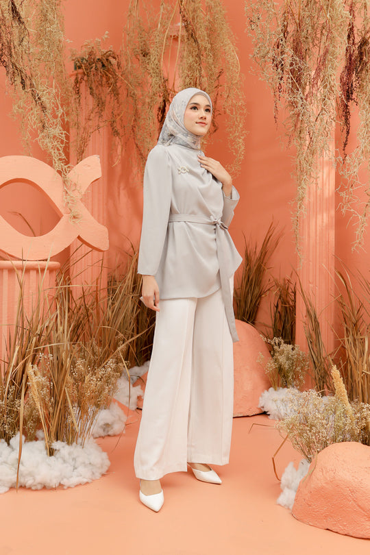 Cordelia Blouse (Minor) Glacier Gray