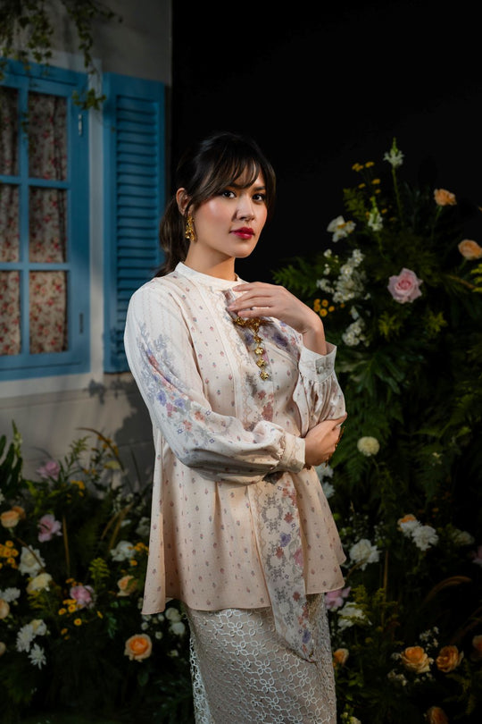 Amertha Blouse Damara