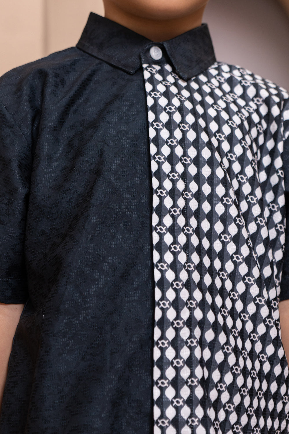 Semantik Shirt Boy (Minor) Raven Light