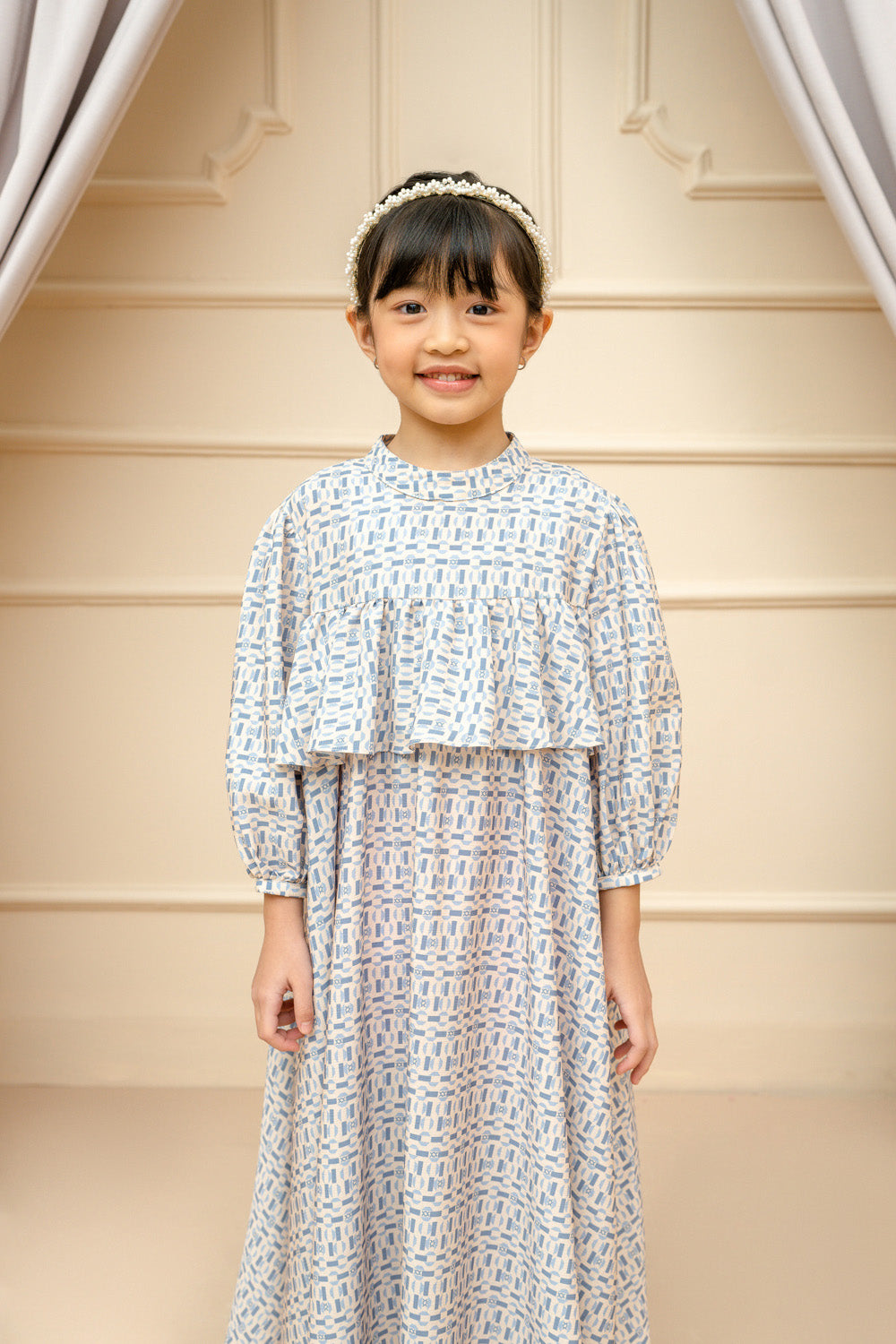 Sentani Dress Girl (Minor) Kasuari