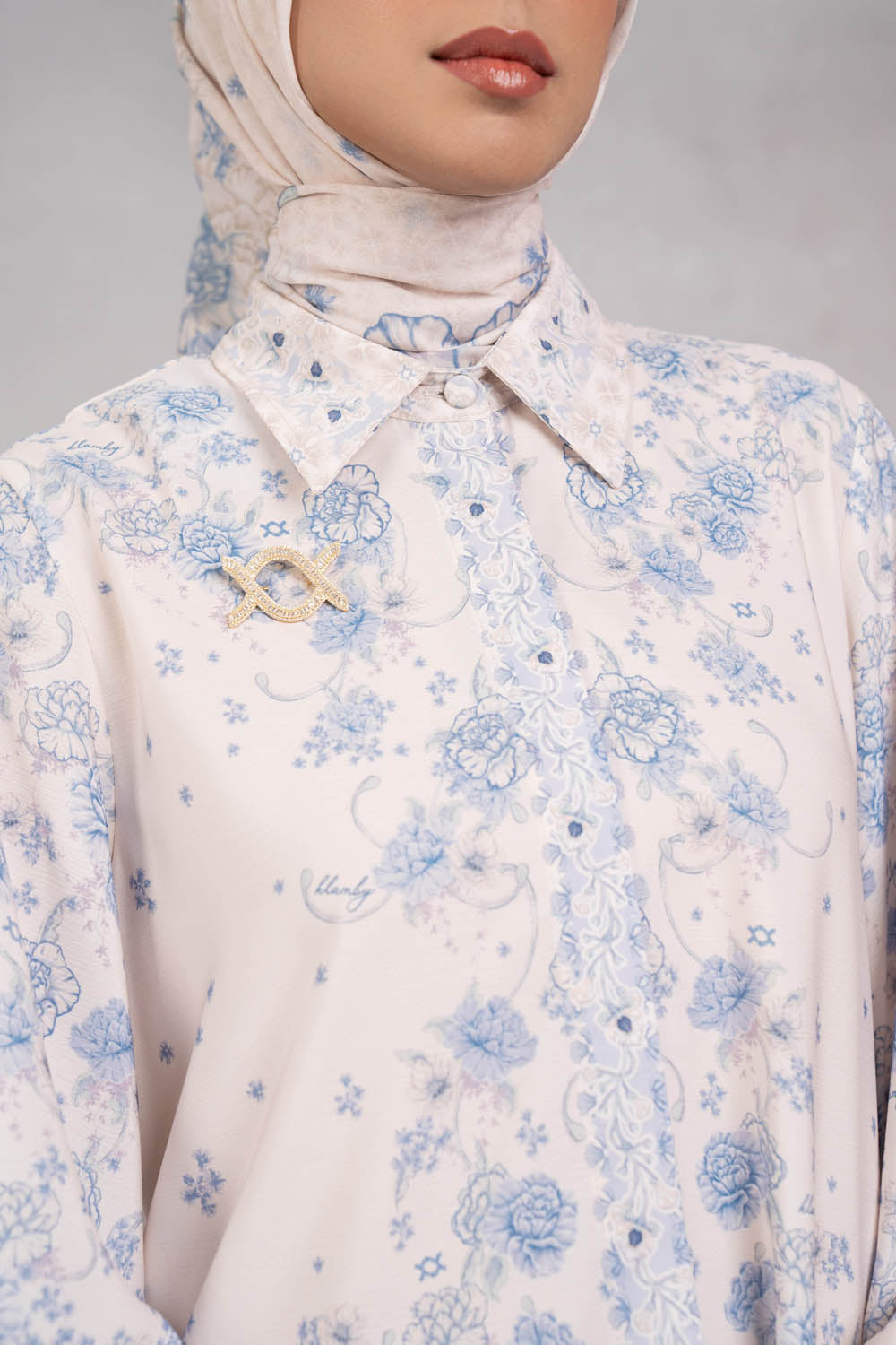 (Early Booking) Marjorie Shirt Sky Mist