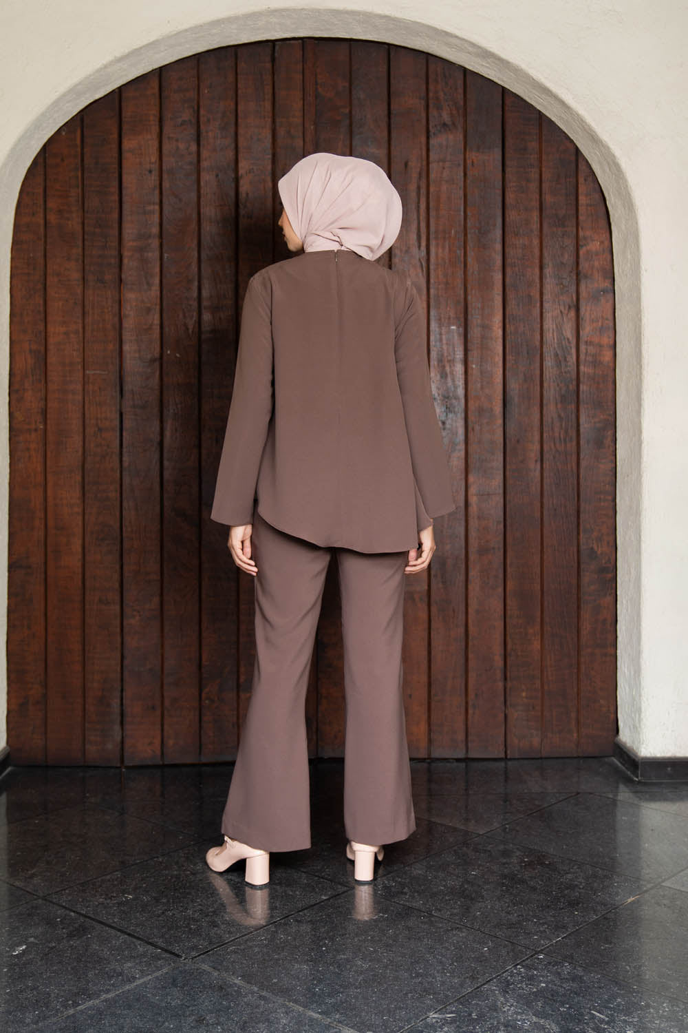 Yvaine Blouse & Pants Carafe