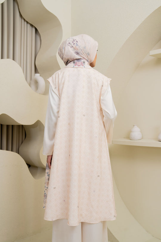 Muraya Outer Ivory Moss