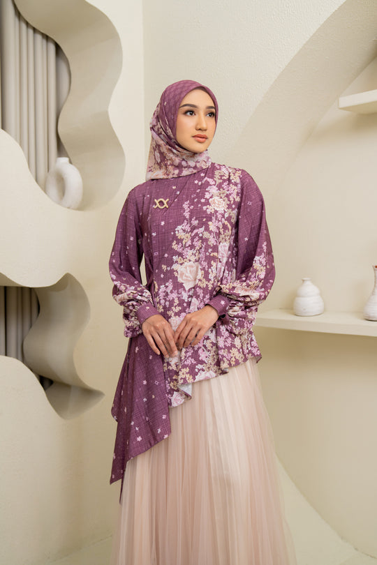 Mazaya Blouse Classic Wine