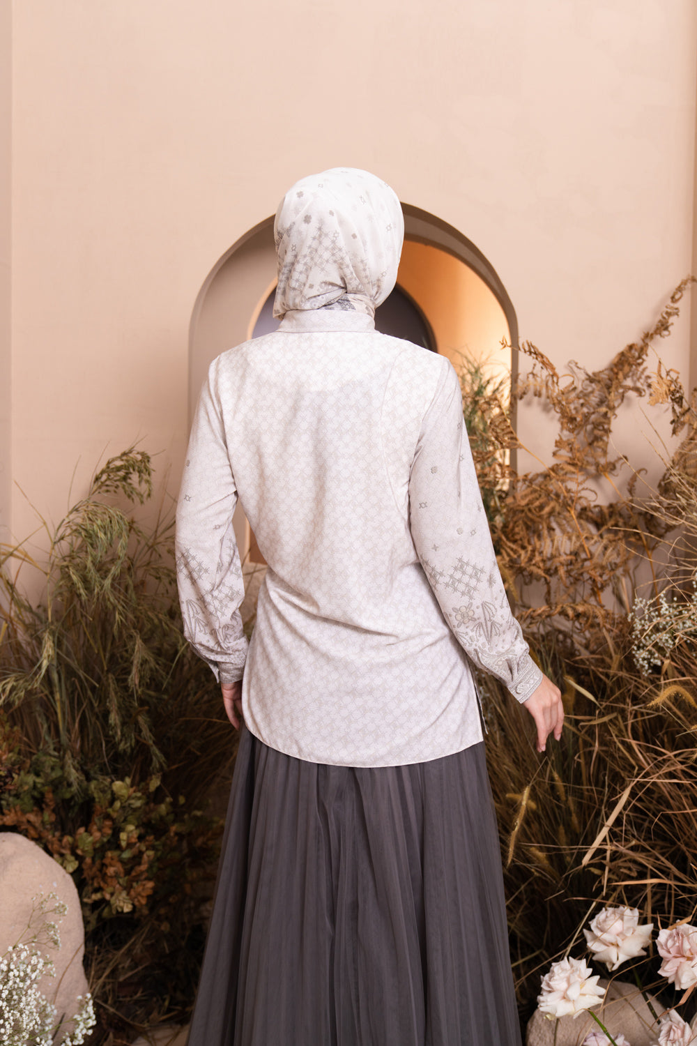 Senggala Shirt (Minor) Cannoli Almond