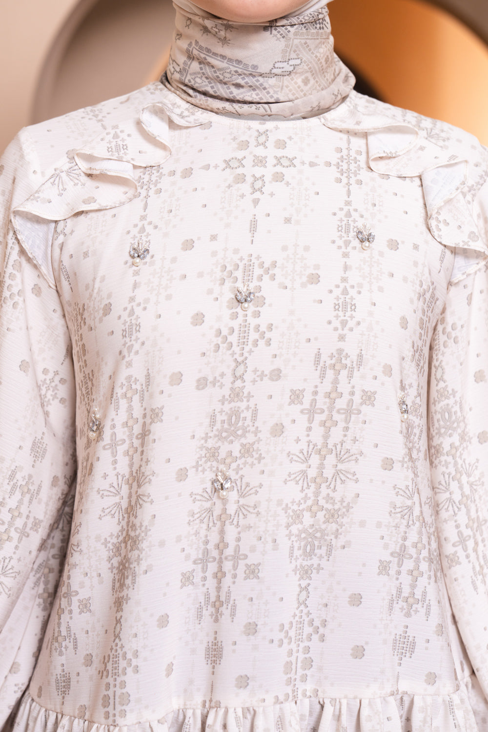 Senggala Blouse (Minor) Cannoli Almond
