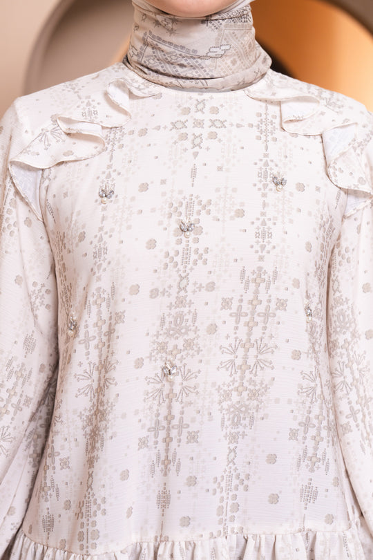 Senggala Blouse (Minor) Cannoli Almond