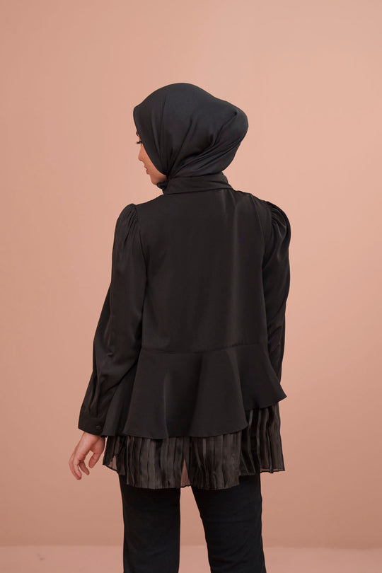 Ireth Shirt (Minor) Pitch Black