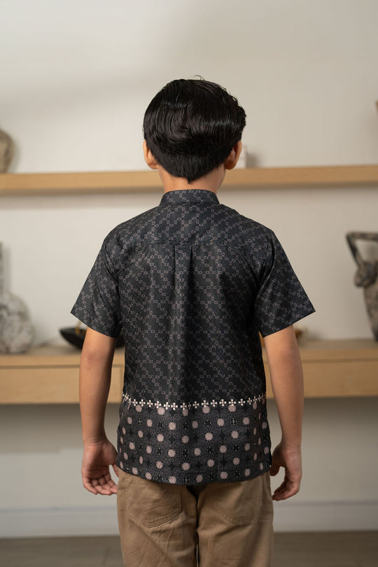 Siara Shirt Boy Aurora Black