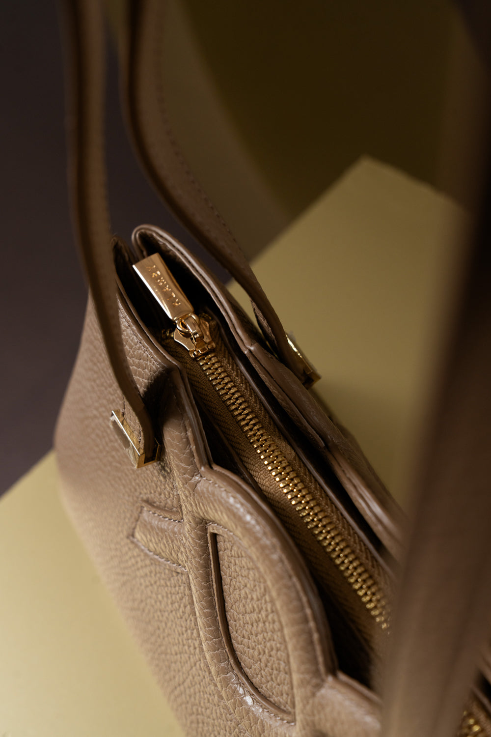 Palmer Shoulder Bag Taupe