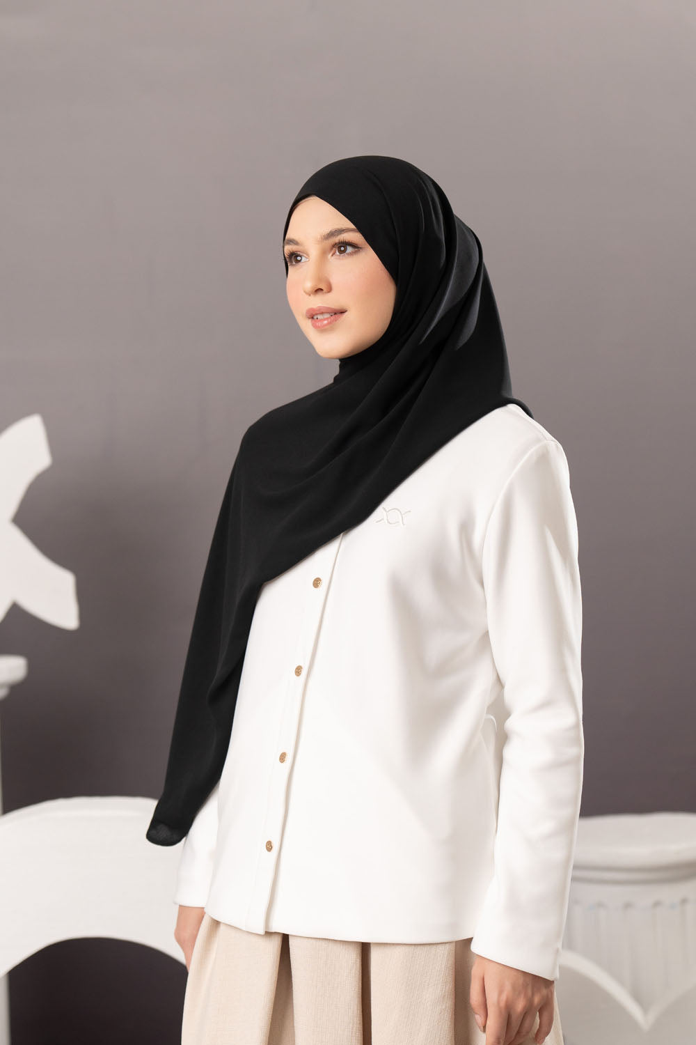 Naya Pashmina Magnetite