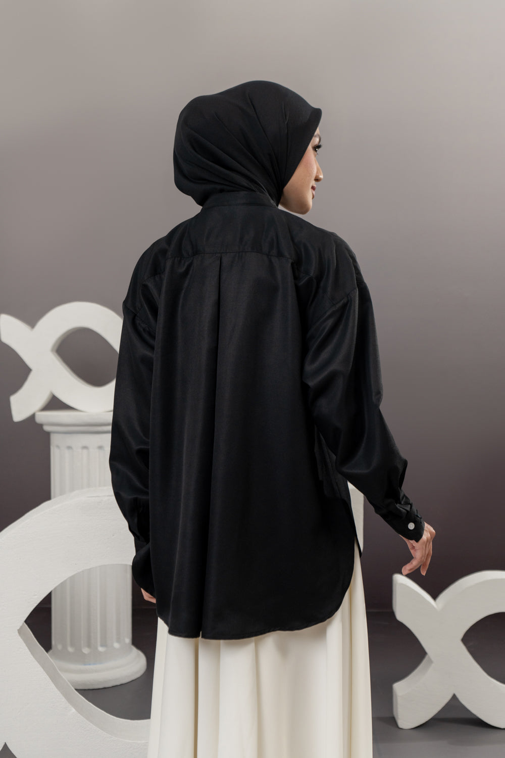 Sanara Shirt Black Caviar