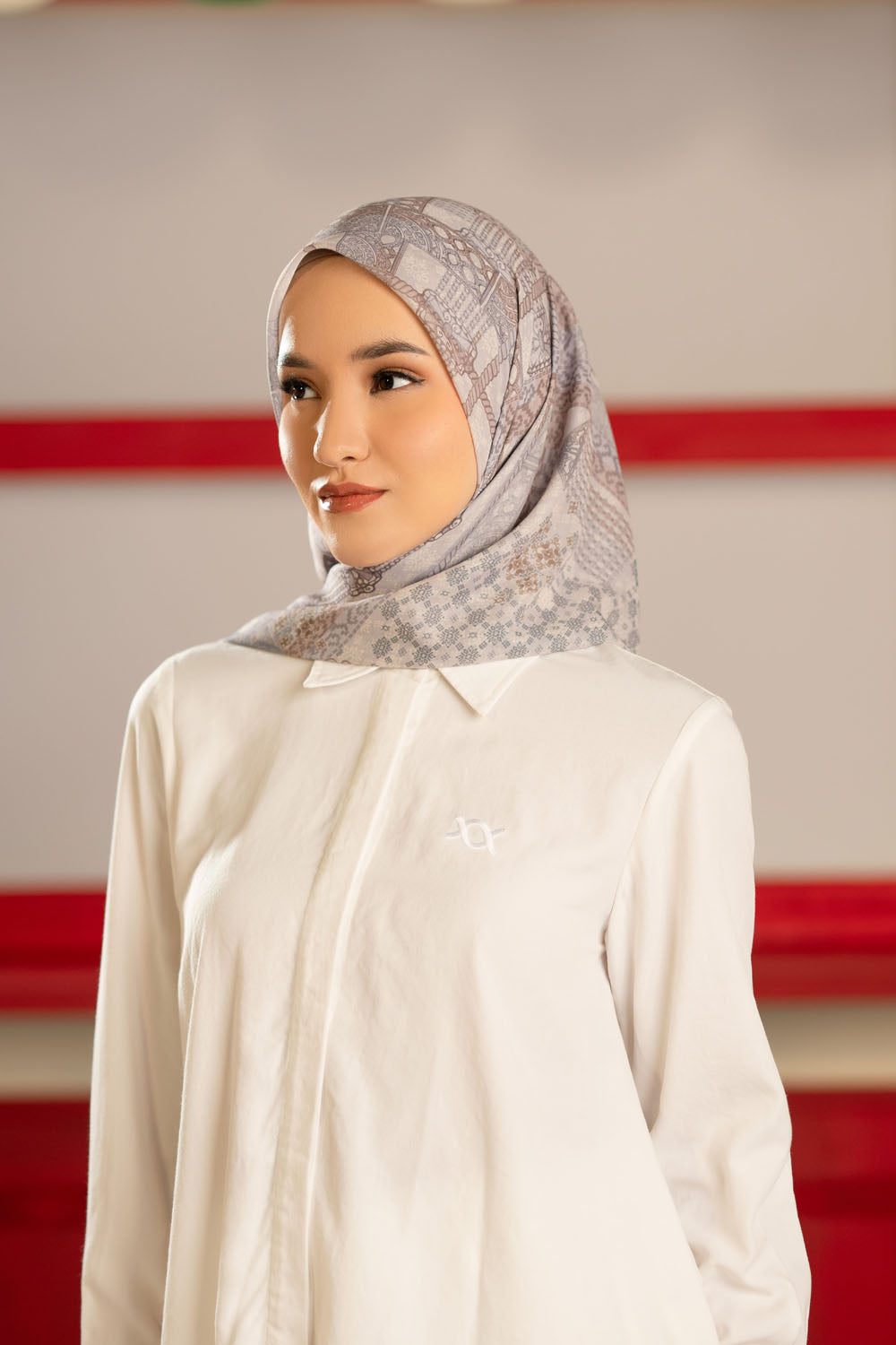 Neera Scarf Ivory Calico