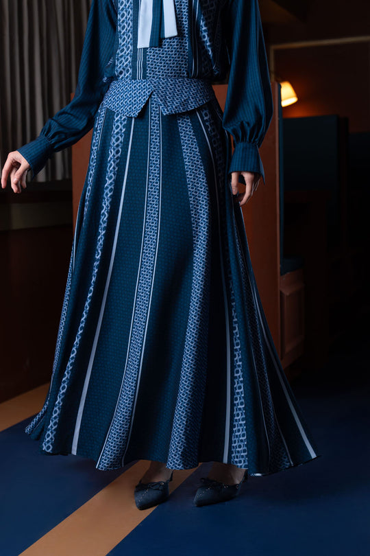 Minera Skirt Blue Pansy