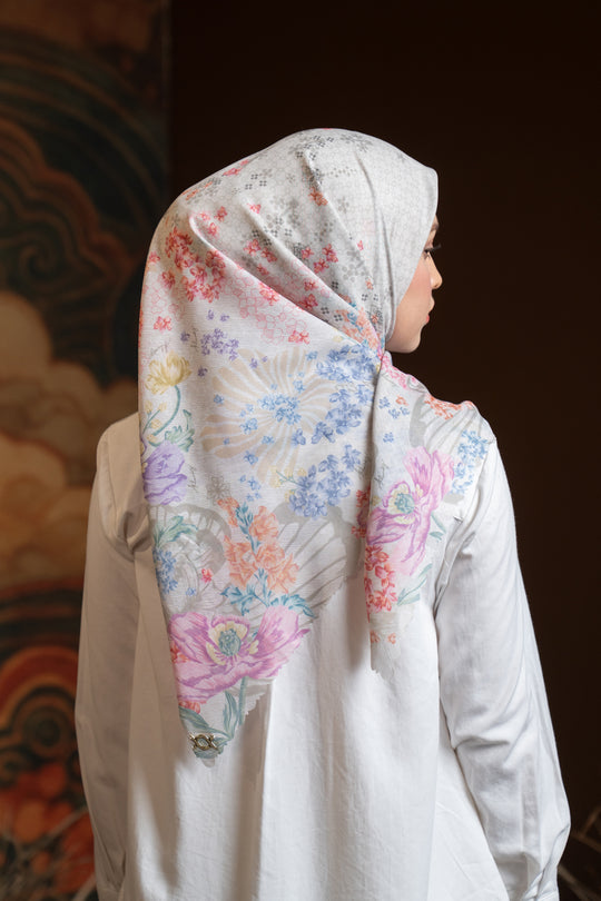 Emira Scarf Spring Leaf