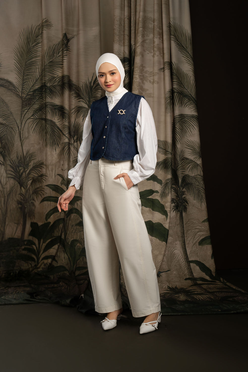 Darcie Vest Midnight