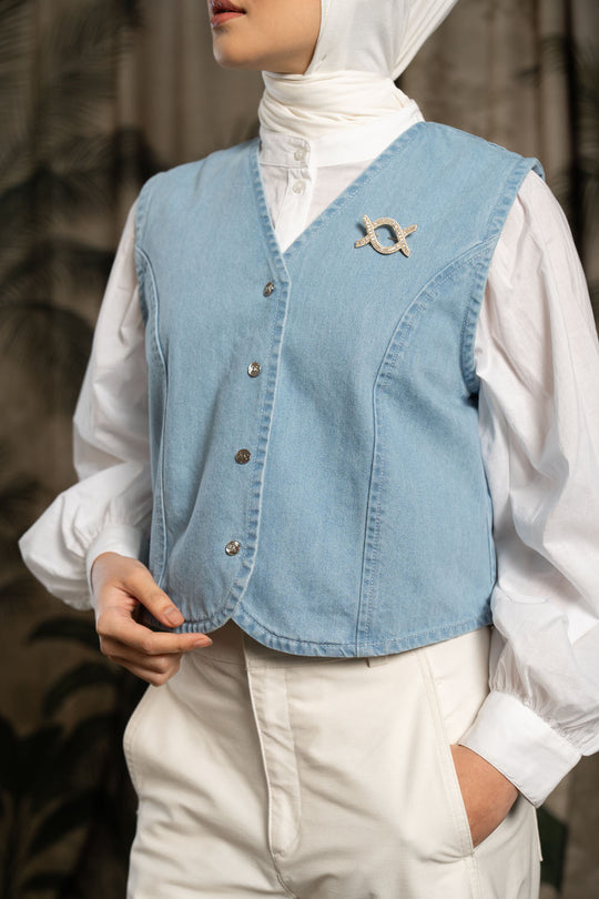 Darcie Vest Starlight