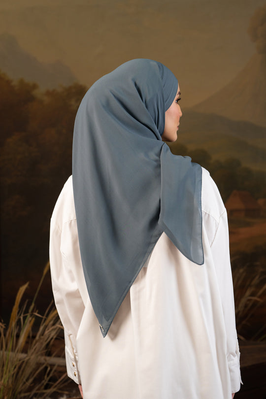 Shaira Square Hijab Instan Burnt Ash