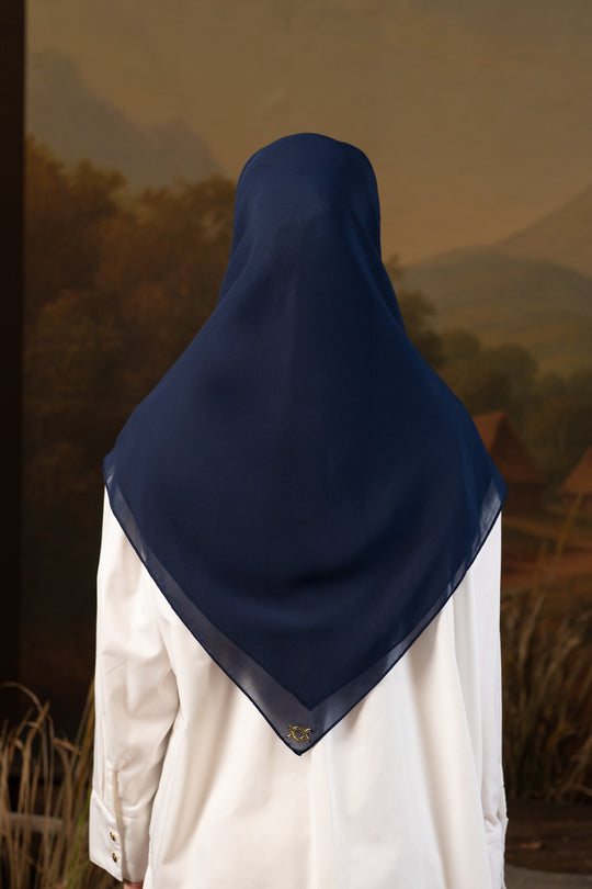 Shaira Square Hijab Instan Midnight Indigo