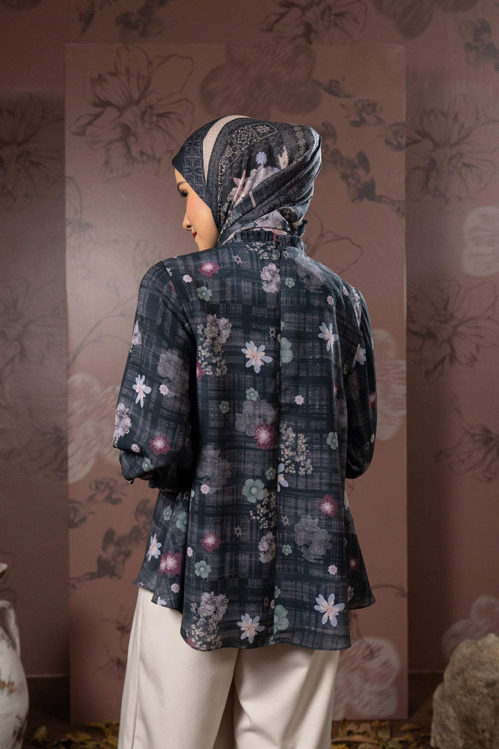 Sasmaya Blouse Midnight Charcoal