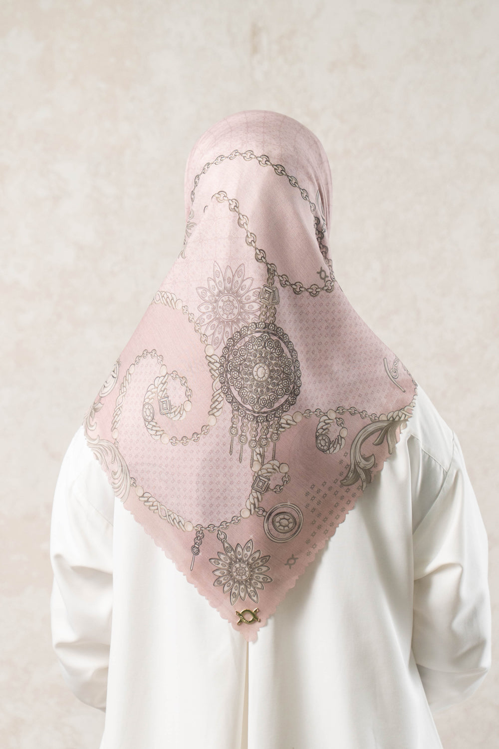 Dyahna Scarf Sugar Plum