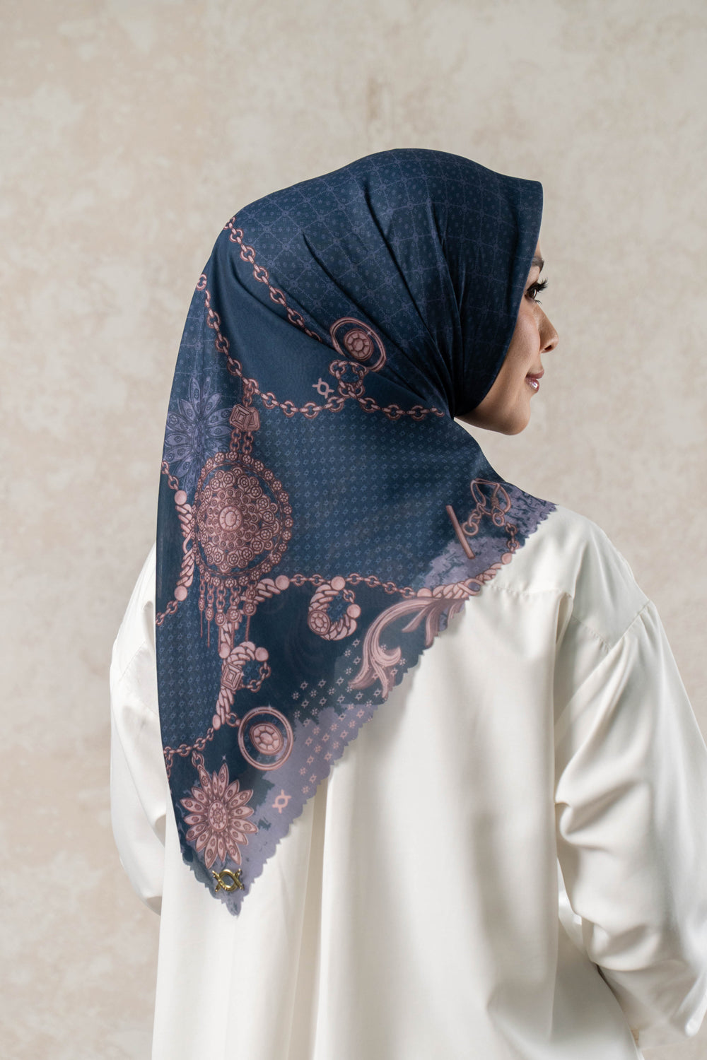Dyahna Scarf Blue Sapphire