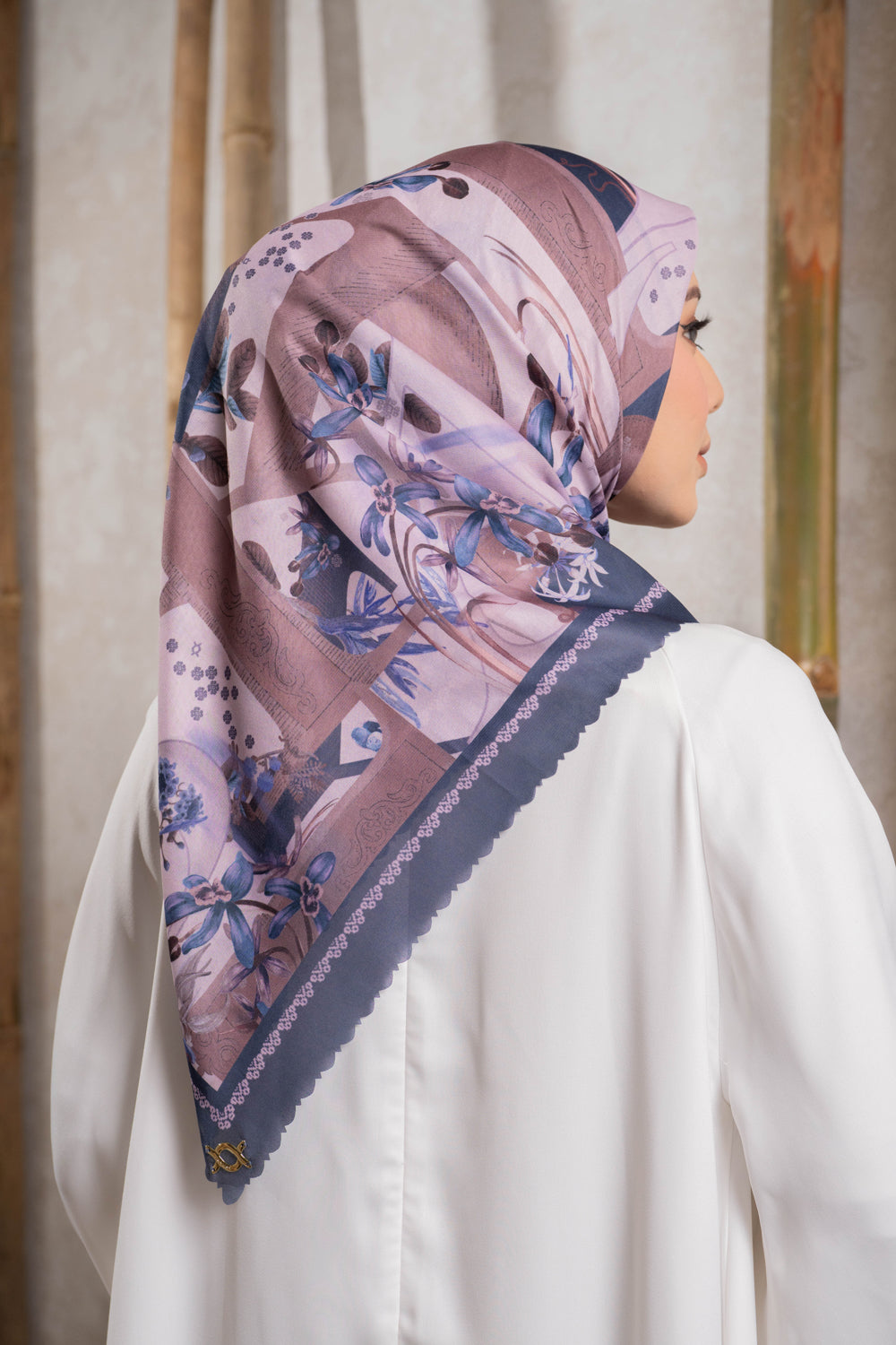 Aeri Scarf (Minor) Light Wisteria