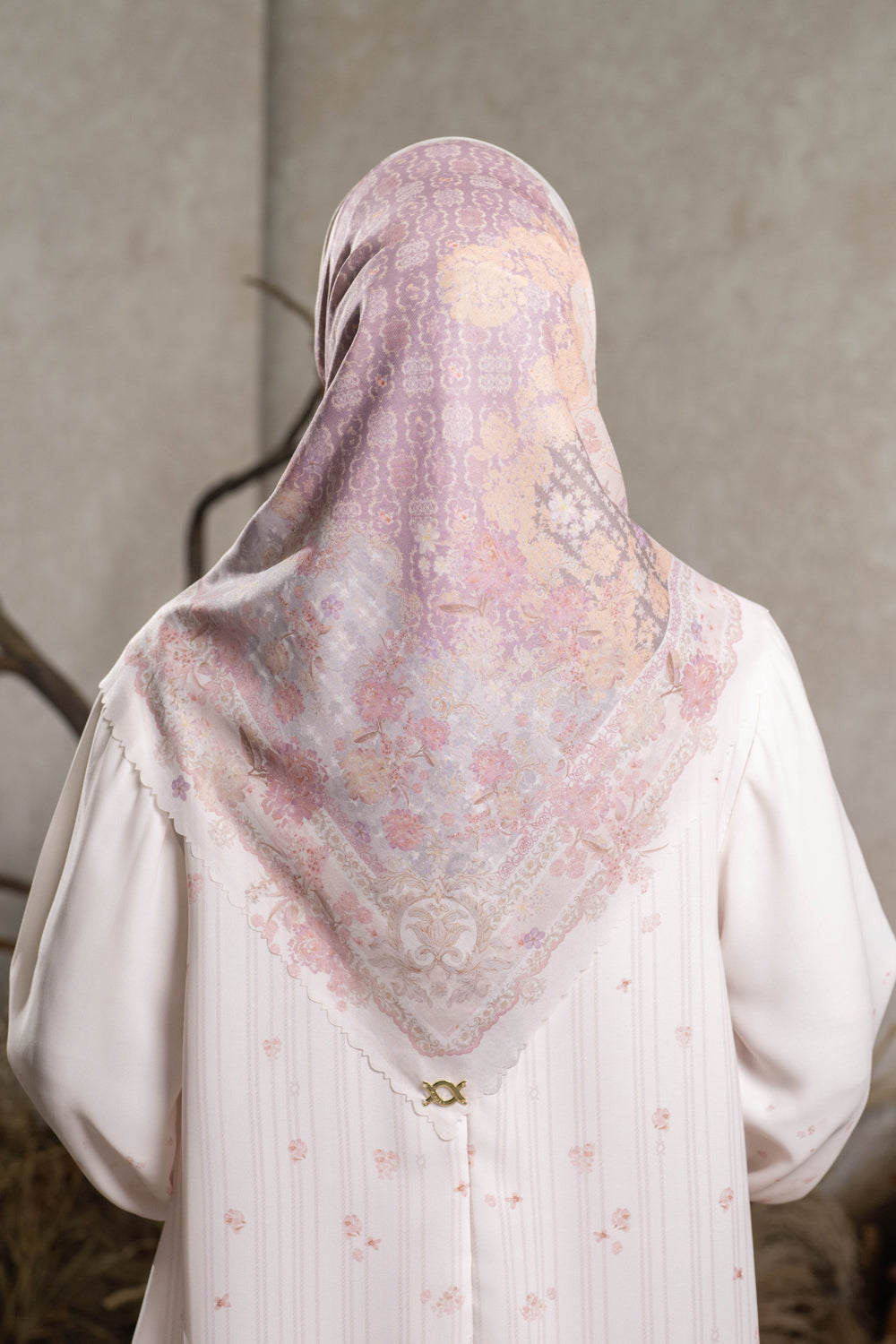 Nahira Scarf (Minor) Alabaster Marble