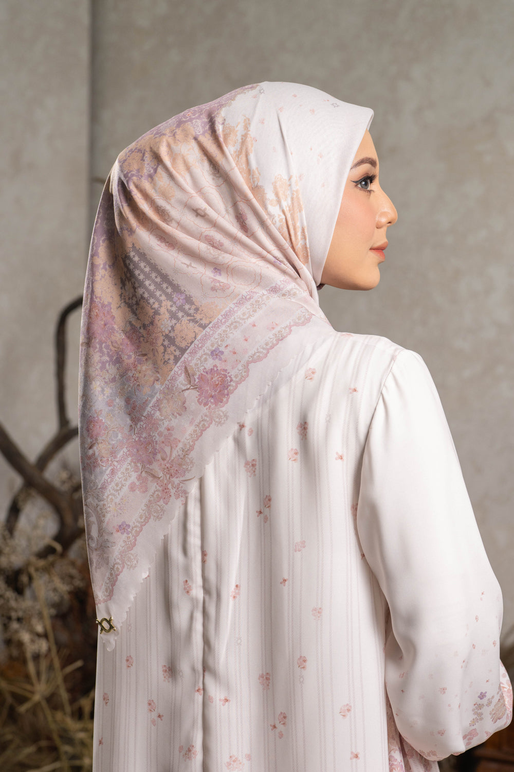 Nahira Scarf (Minor) Alabaster Marble