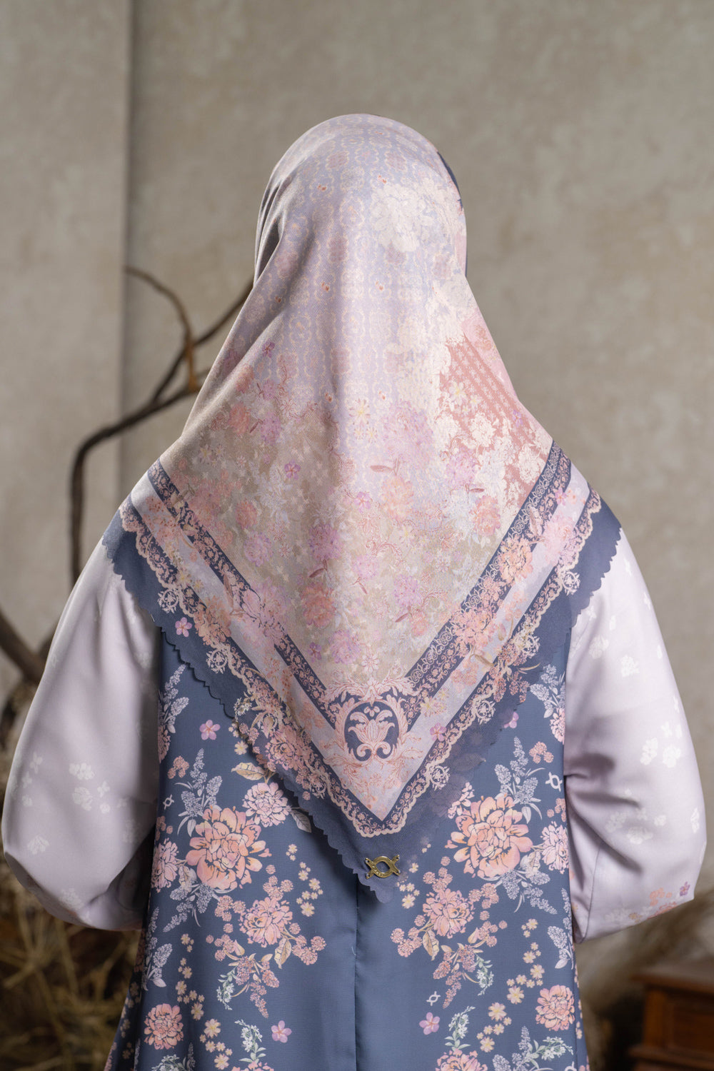 Nahira Scarf (Minor) Luxe Blue