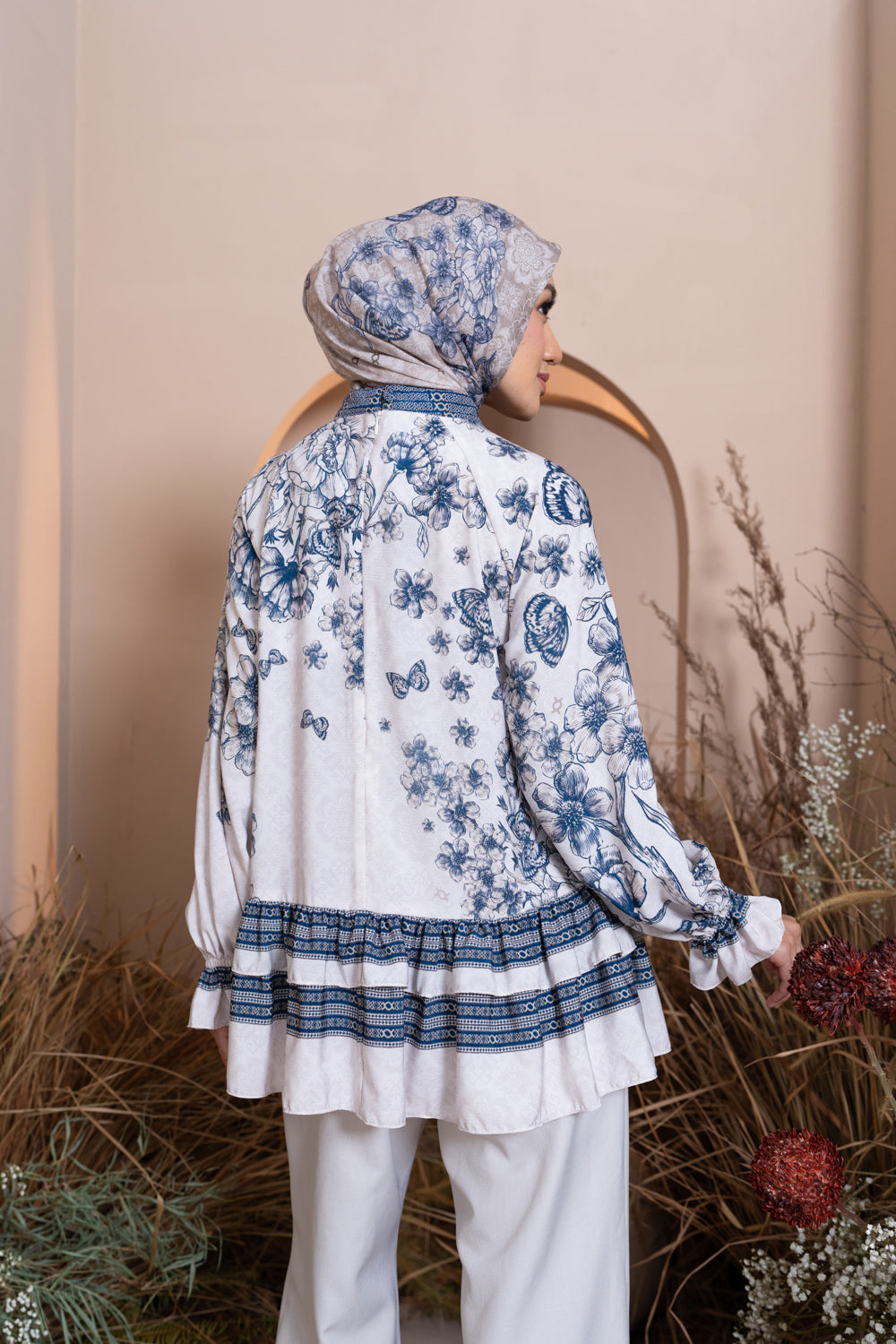 Medinela Blouse (Minor) Sweet Marzipan