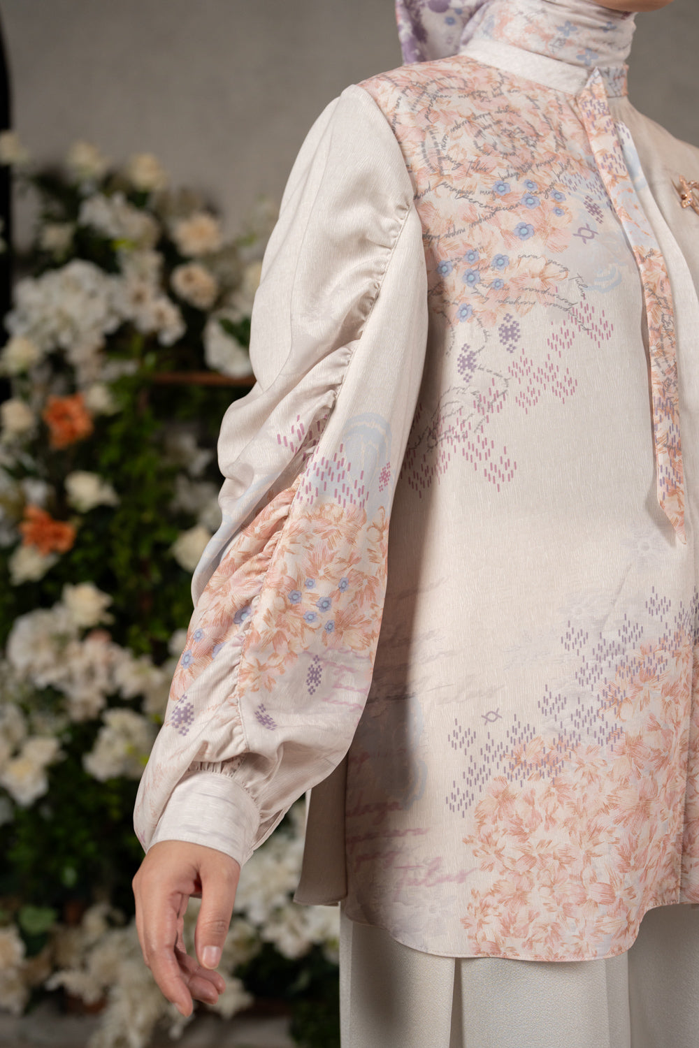 Luminara Shirt Puspa Pelita