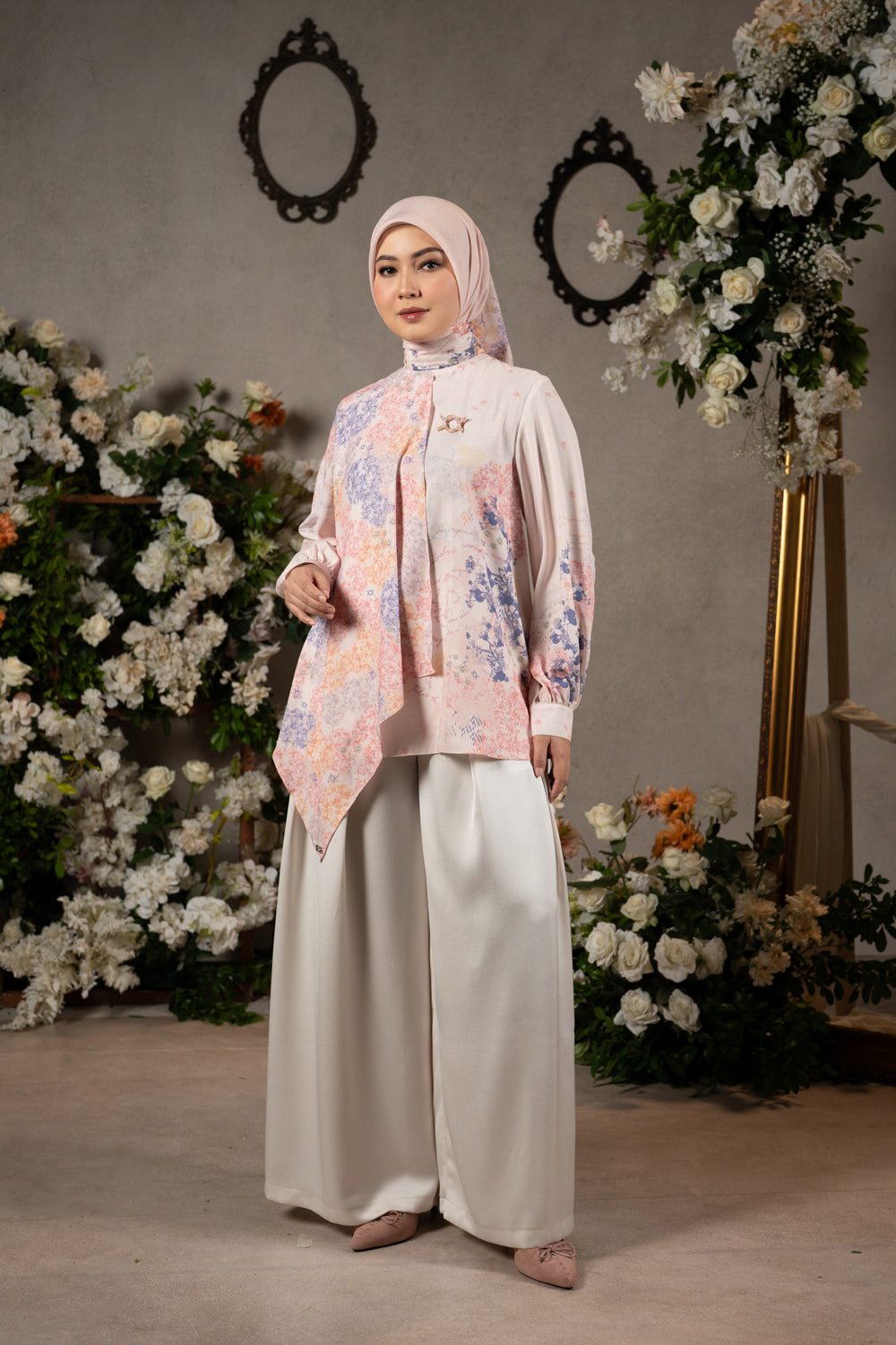 Luminara Blouse (Minor) Arum Manis