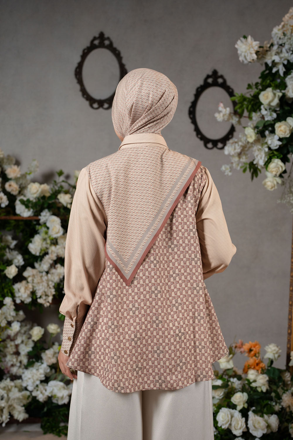 Romely Shirt Kuning Asoka