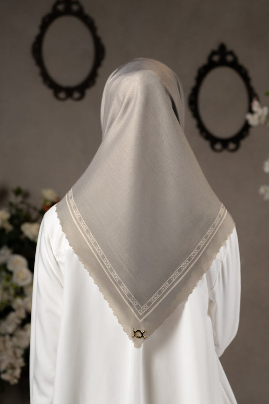 Monogram Daily Scarf Spring Grey