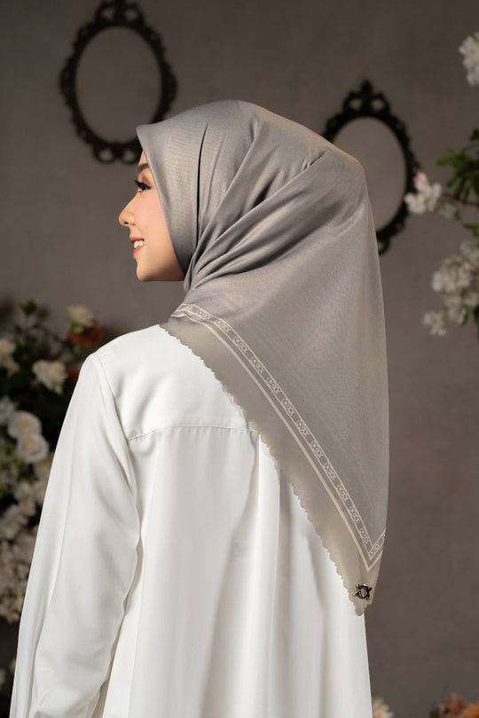 Monogram Daily Scarf Spring Grey