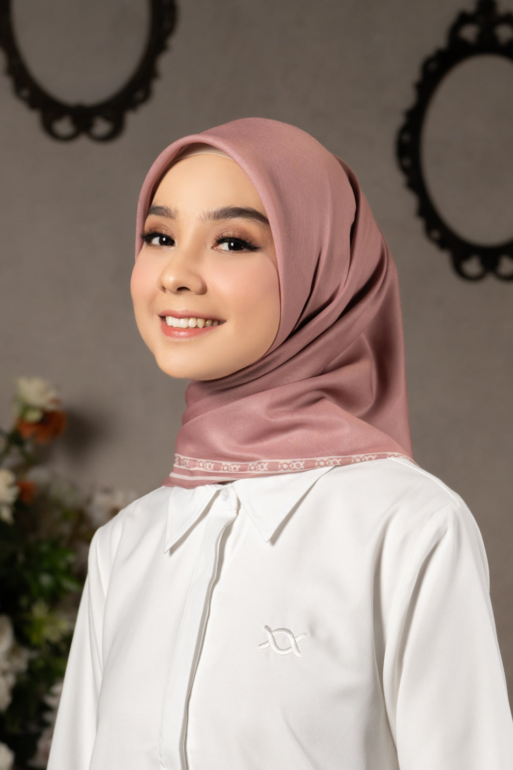 Monogram Daily Scarf Dusty Apricot