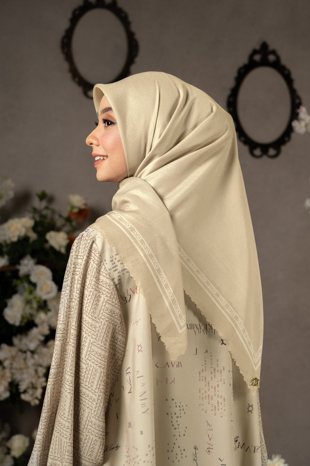 Monogram Daily Scarf Summer Sand