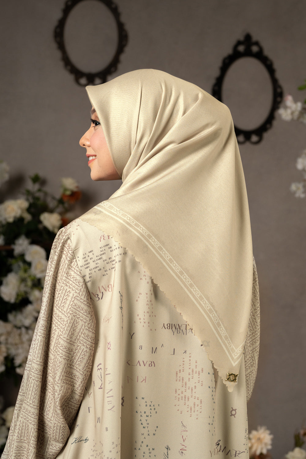 Monogram Daily Scarf Summer Sand