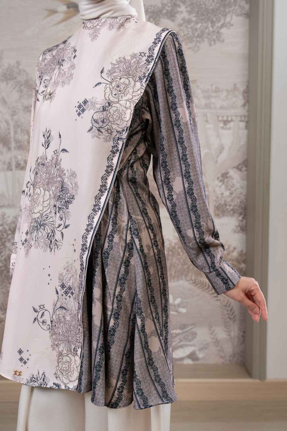 Seluna Tunic Juwita Sena