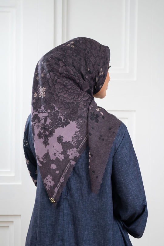 Rindala Scarf Serat Kayu